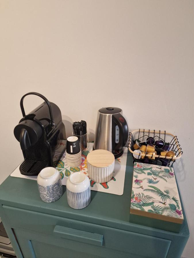 Chez Marie Villa Bessan Bagian luar foto